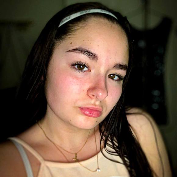 Meet your Posher, Erika - Picture 1 of 1